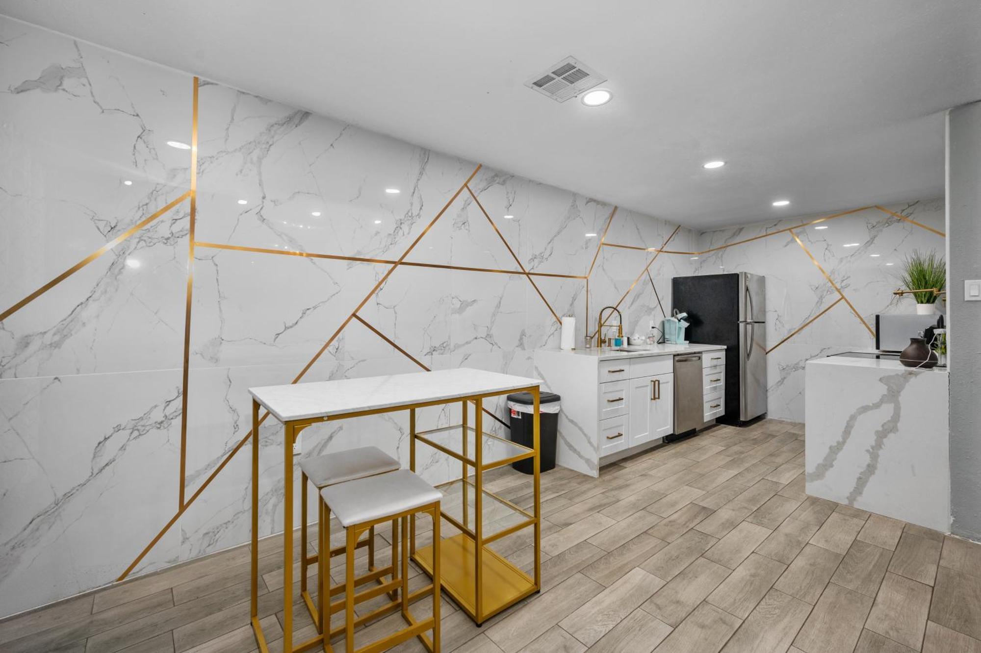 Spacious Galleria Apartment With Free Park Houston Extérieur photo